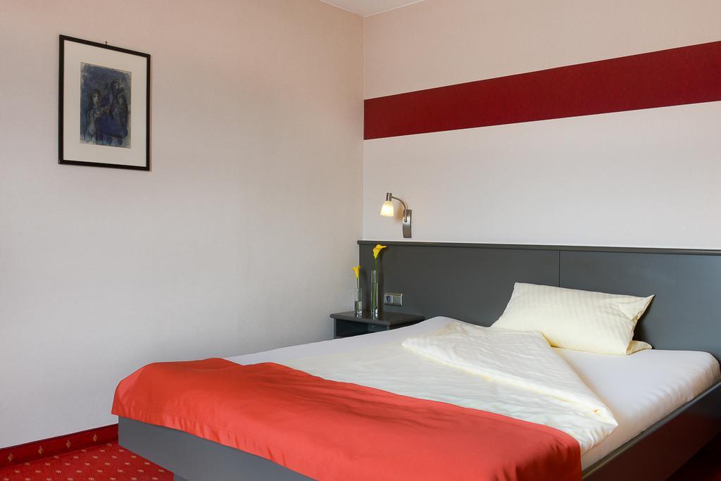 Hotel Am Brenner Tauberbischofsheim Dış mekan fotoğraf