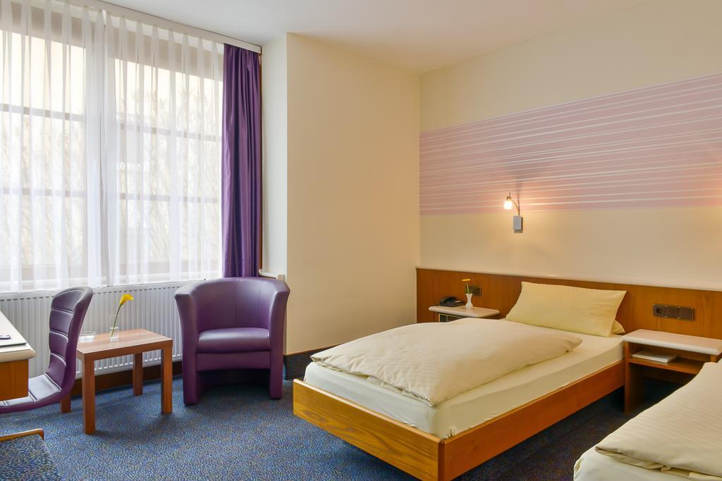 Hotel Am Brenner Tauberbischofsheim Dış mekan fotoğraf