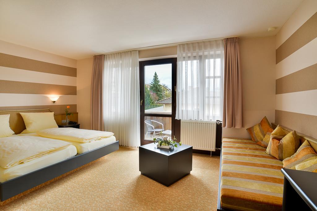 Hotel Am Brenner Tauberbischofsheim Dış mekan fotoğraf